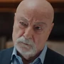 Cavit en Camdaki Kız.