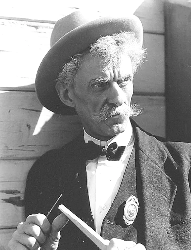 Erville Alderson Doblaje Wiki Fandom