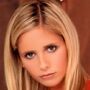 Buffy Summers (Sarah Michelle Gellar) (2ª voz) en Buffy, la cazavampiros.