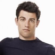 Schmidt (1ª voz) en New Girl