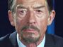 Adam Sutler en V de venganza.