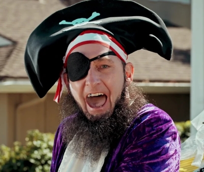 Parche el pirata, Doblaje Wiki