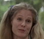 Lynda (P.J. Soles) en Halloween (doblaje colombiano).