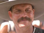 Morgan Earp (Bill Paxton) en Tombstone (doblaje original).