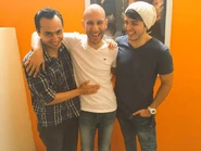 Carlo Vázquez y Alan Fernando Velázquez junto al director Arturo Castañeda.