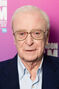 Michael Caine también fue interpretado habitualmente por José Lavat.