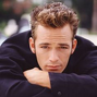 Dylan McKay (Luke Perry) en Beverly Hills, 90210.