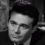 Joey Collins (Stuart Whitman) en Asesinato S.A..