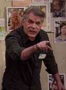 Paulie Fiuccillo en Unbreakable Kimmy Schmidt (temp. 3, ep. 10).