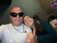 Claudio Yarto y Gaby Cárdenas durante la grabación .