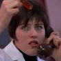 Enfermera Gladwell ((Gina McKee) en La cueva de la lombriz blanca