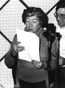 Maruja Cifuentes como la voz de Peggy Ashcroft