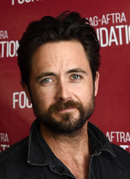 Justin Chatwin - Wikipedia