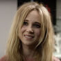 Katie (Juno Temple) en Avenues (2019).