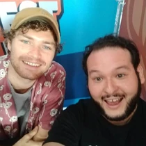 Juan Pablo Muñoz con , actor original de .