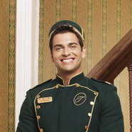 Esteban Ramírez en Zack y Cody: Gemelos en acción y Zack y Cody: Gemelos a bordo.