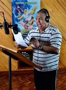 Luis Pérez como Don Cangrejo.