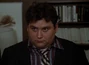 Kent 'Flounder' Dorfman (Stephen Furst) en Colegio de animales (doblaje original).