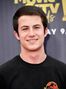 Voz recurrente de Dylan Minnette.