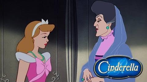 Momento Disney "La Humillacion De Cenicienta"