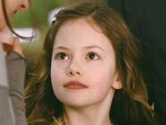 Renesmee Cullen (Mackenzie Foy) en Crepúsculo la saga: Amanecer - Parte 2.