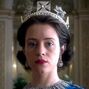 Claire Foy como la Reina Isabel II en The Crown.