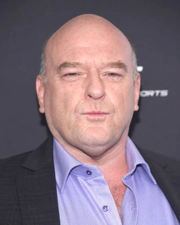 Dean Norris Doblaje Wiki Fandom Dean norris biography, pictures, credits,quotes and more. dean norris doblaje wiki fandom