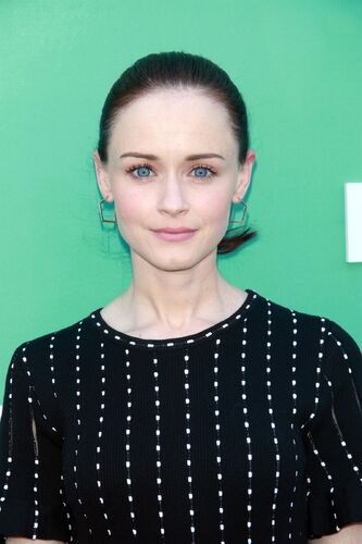 Alexis-bledel-2018