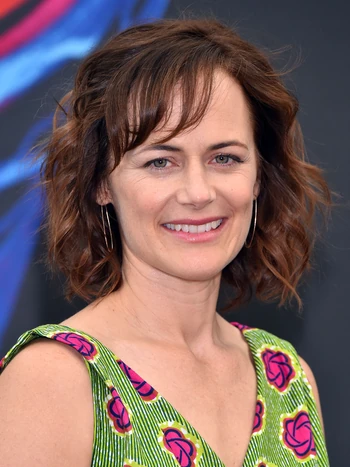 Sarah Clarke | Doblaje Wiki | Fandom