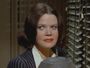 Billie (Eileen Brennan) en El golpe (doblaje Los Ángeles).