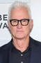 Voz recurrente de John Slattery.