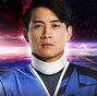 Preston Tien / Ninja Steel Ranger Azul en Power Rangers: Ninja Steel (eps.1-6).