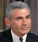 Lewis Jackman (Jeff Chandler) en El retorno a la caldera del diablo.