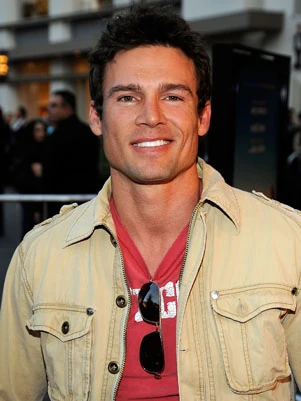 Ethan Erickson | Doblaje Wiki | Fandom