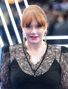 Es la voz recurrente de Bryce Dallas Howard.