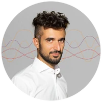 Sebastián Palmadessa, dueño del estudio de doblaje.