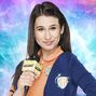 Gigi Rueda "Miss Información" en Every Witch Way.