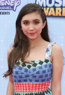 Rowan-blanchard-2015-radio-disney-music-awards-01