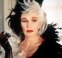 Cruella de Vil en 101 dálmatas: Ahora la magia es real y en la serie animada Calle Dálmatas 101.