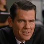 Agente K (Josh Brolin) (joven) en Hombres de negro III.