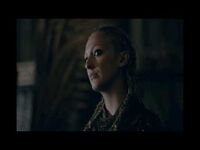 Ivar amenaza con matar a Lagertha - Audio latino - - Vikings 4x16