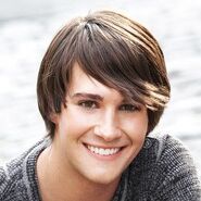 James Diamond en Big Time Rush (Temps. 2 - 4).