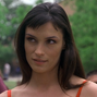 Profesora Burke (Famke Janssen) en Aulas peligrosas.