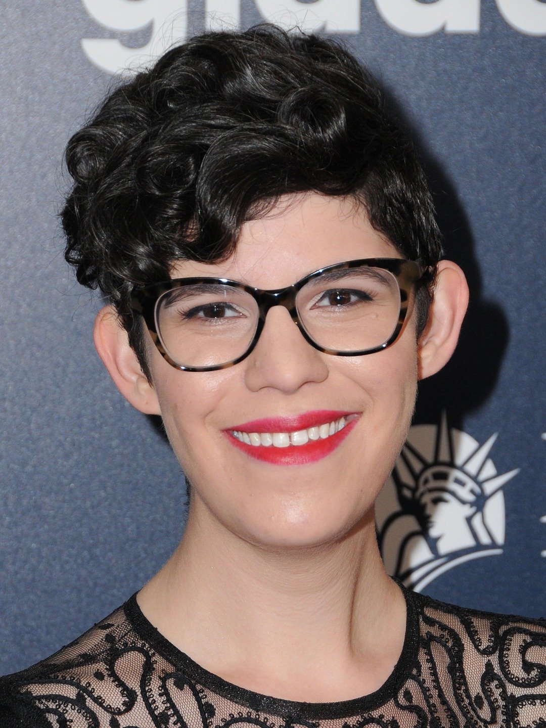 Rebecca Sugar Doblaje Wiki Fandom