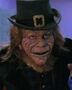 El duende maldito (Warwick Davis) en la tercera y cuarta película.