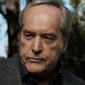 Gideon Malick (Powers Boothe) en The Avengers: Los Vengadores y en Marvel: Agents of S.H.I.E.L.D. (versión Disney).