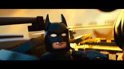 LA GRAN AVENTURA LEGO - Este Hombre 30" HD - Oficial de Warner Bros