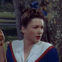 Jean Hewlett (Anne Baxter) en Tiburones de acero (1943).