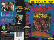 Escalofríos NochedelmuñecovivienteIIIVHS.jpg (1,58 MB) Edición doméstica mexicana del episodio «La noche del muñeco viviente III» en formato VHS.