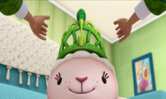 Lambie's Green Tiara